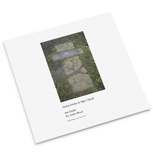 Am Grabe (At the Grave)